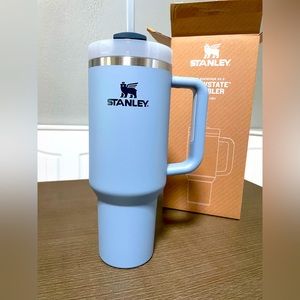 Stanley 40 oz flowstate H2.0 Tumbler